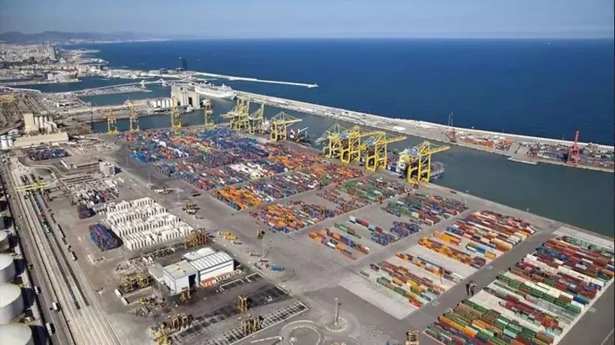 Barselona limanında korkunç patlama: 1 ölü 4 yaralı