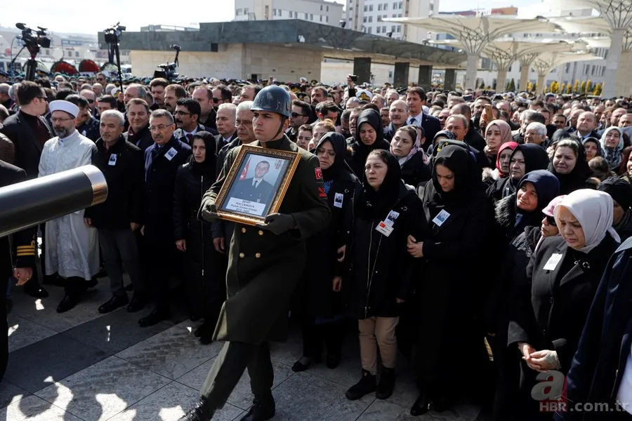 Son dakika: İdlib şehidi Uzman Onbaşı Halil Çankaya Ankara'da son yolculuğuna uğurlandı 21