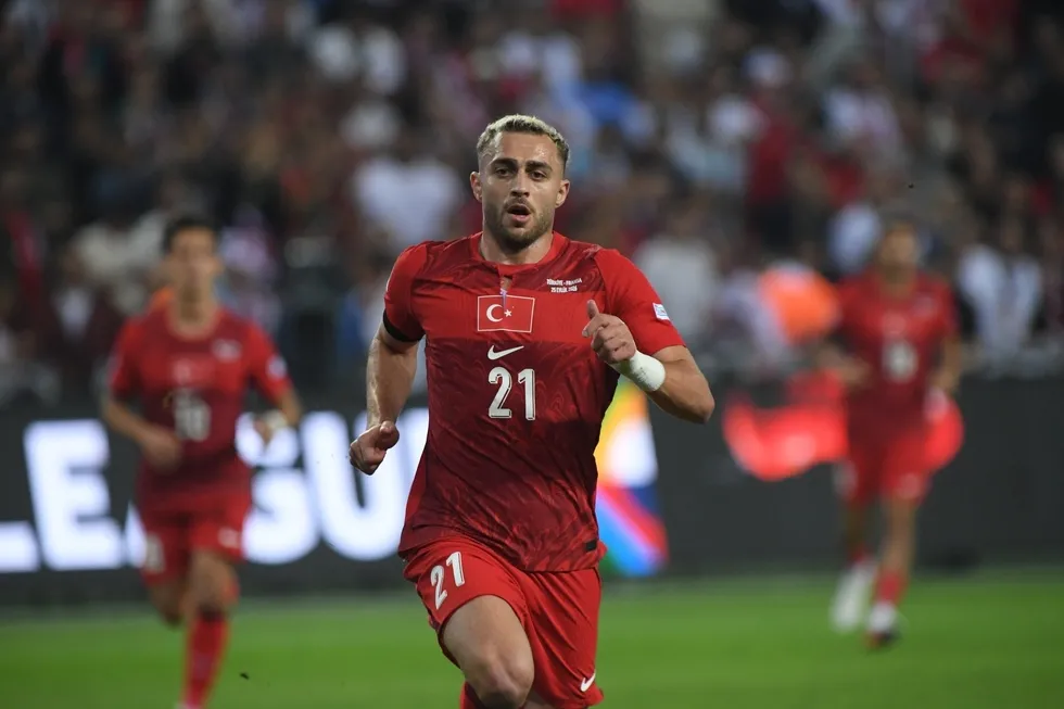bursadaki-milli-heyecan-atv-ekranlarinda-iste-turkiye-italya-macinin-muhtemel-11leri-1790594580540.jpeg Ay-yıldızlı ekip, İtalya maçının ardından 2 Ekim’de Belçika deplasmanına çıkacak. (İHA)