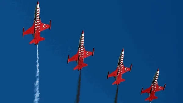Türk Yıldızları’ndan 30. doğum gününde nefes kesen paylaşım