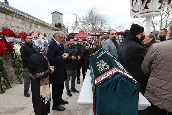 İYİ Partili Ali Kıdık’tan algı operasyonu: İmamoğlu’na laf söyleyemedi cenazeye katılan AK Partilileri hedef aldı