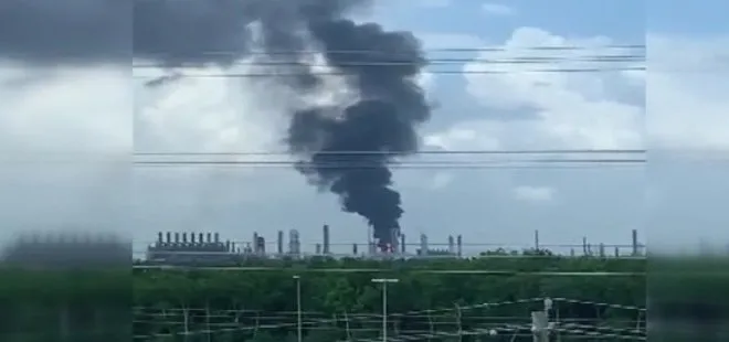 ABD’nin Teksas eyaletinde ExxonMobil rafinerisinde yangın