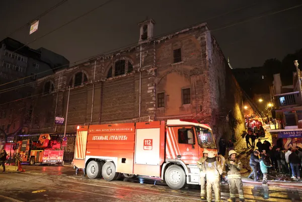 ermeni-kilisesi-lojmaninda-yangin-2-kisi-hayatini-kaybetti-1674538204782.jpg Ermeni Kilisesi lojmanında yangın: 2 kişi hayatını kaybetti!