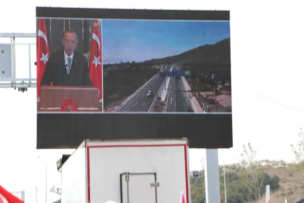 Son dakika: Dev proje hizmete giriyor: 50 dakikalık yol 5 dakikaya düşüyor! Başkan Erdoğan açılışını yaptı