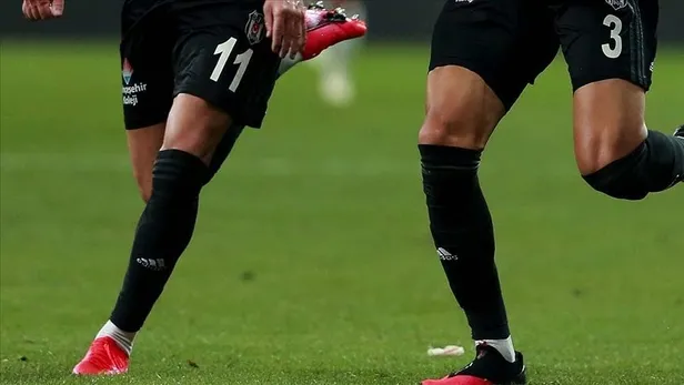 PAOK Beşiktaş maçı saat kaçta, hangi kanalda? Şampiyonlar Ligi 2. eleme turu BJK maçı şifreli mi, şifresiz mi? - 3