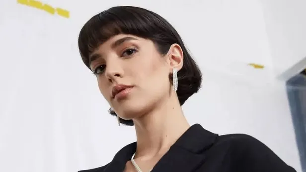 Yıldızlar Bana Uzak 1. Bölüm canlı izle – Yıldızlar Bana Uzak ilk bölüm izle