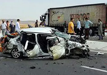 Afyonkarahisar'da feci kaza!.. 5 ölü!