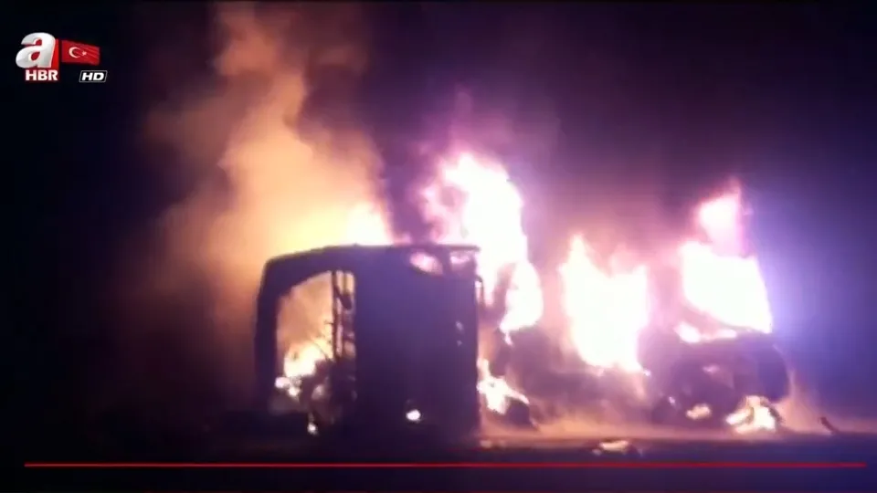 Pakistan’da yolcu otobüsü ve tanker çarpıştı! 26 kişi hayatını kaybetti