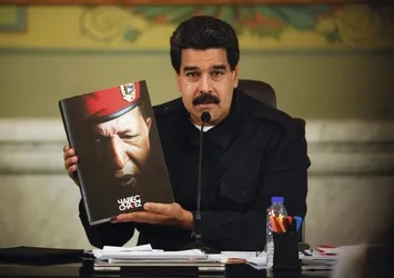 Venezuela halkı sokakta