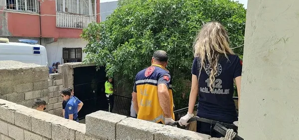 1685018918021.jpeg Diyarbakır'da kan donduran cinayet! Eşini boğazından bıçakladı yakınları kriz geçirdi - 1