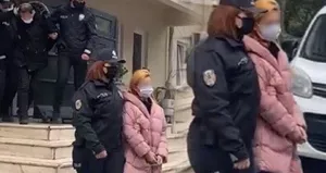 10 günlük bebeği muayene edince şoke oldu!