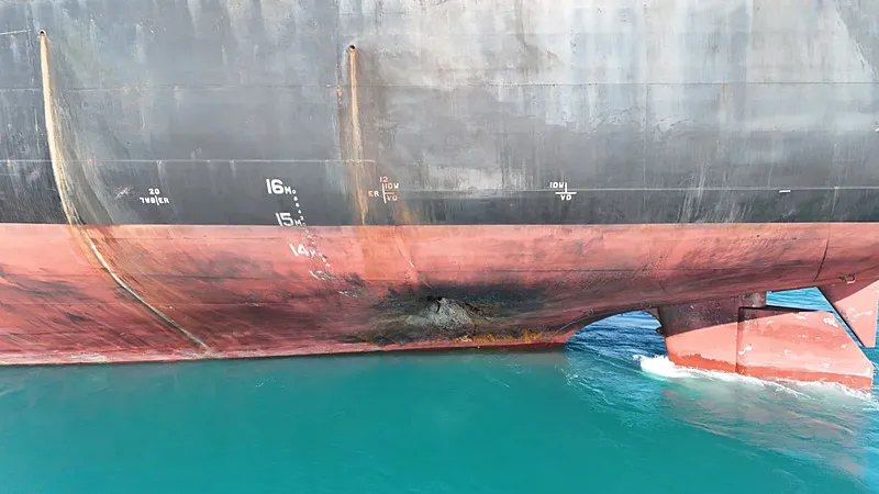 İstanbul Boğazı transit gemi geçişine kapatıldı - 1