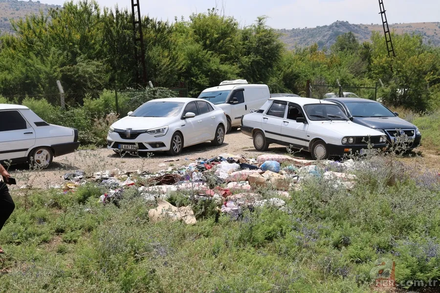 Adana'da çöp ve lağım kabusu! Mahalle sakinlerinden CHP'li belediyeye tepki: "Nefes alamıyoruz" 5
