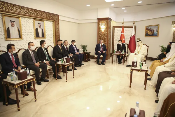 son-dakika-baskan-erdogandan-birlesik-arap-emirliklerine-kritik-ziyaret-1642678366668.jpg Son dakika: Başkan Erdoğan'dan Birleşik Arap Emirlikleri'ne kritik ziyaret - 1