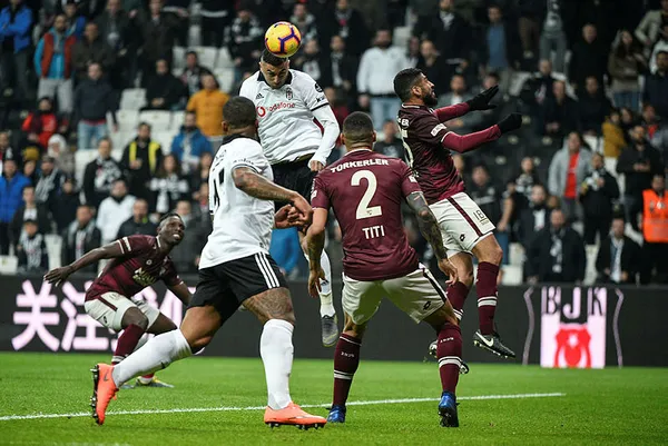 Beşiktaş, Göztepe'yi tek golle geçti - 2
