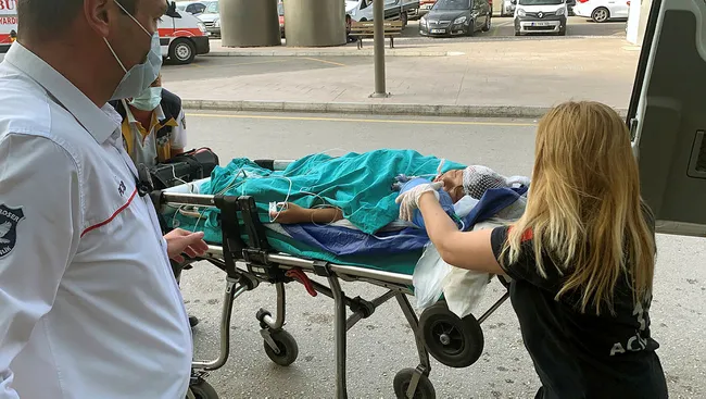 Adana’da kafasından yaralanan Medine'nin tabancayla oynarken kendisini vurduğu ortaya çıktı - 4