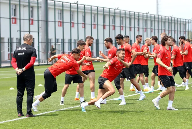 turkiye-galler-milli-mac-ne-zaman-saat-kacta-hangi-kanalda-euro-2024-d-grubu-turkiye-galler-muhtemel-11ler-1687173695760.jpg Türkiye-Galler milli maç ne zaman, saat kaçta, hangi kanalda? EURO 2024 D GRUBU Türkiye-Galler muhtemel 11'Ler! - 4