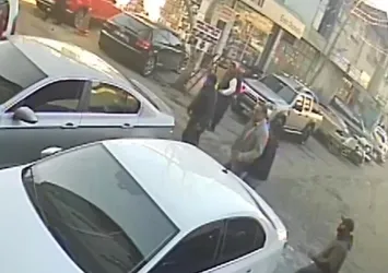 Ümraniye'de yol kavgasında kan döküldü! Dehşet anları kameraya yansıdı