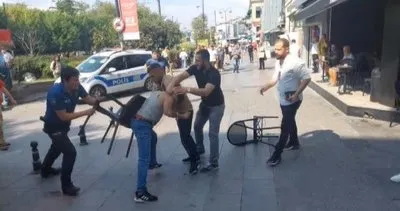 İstanbul’da dehşet anları! Bıçaklı kavga kamerada