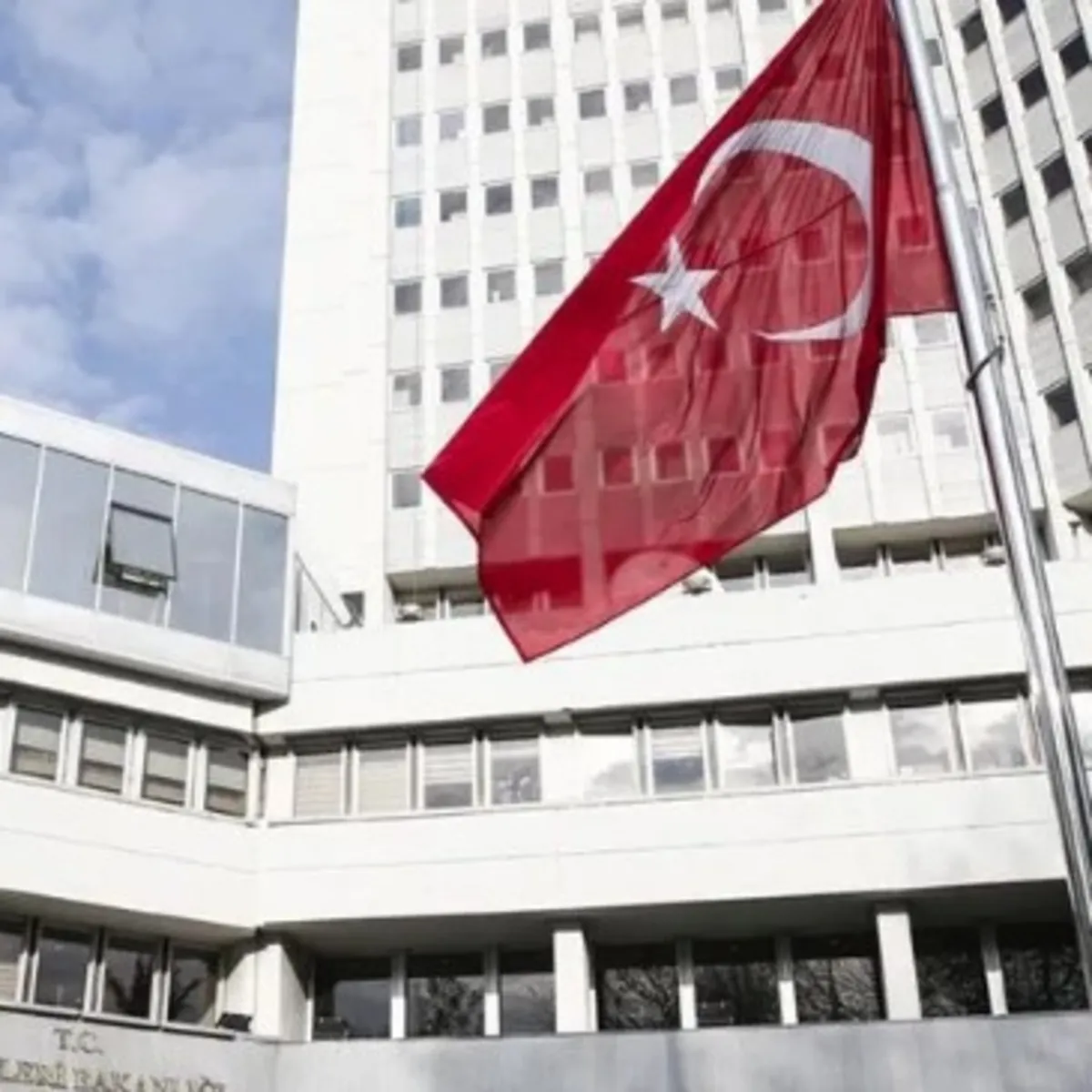 Türkiye'den AP'ye TSK tepkisi: Kararları yok hükmünde