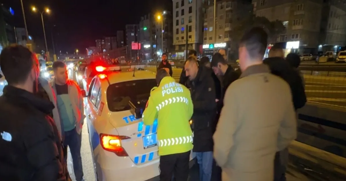 Avcılar D100 karayolunda zincirleme kaza!