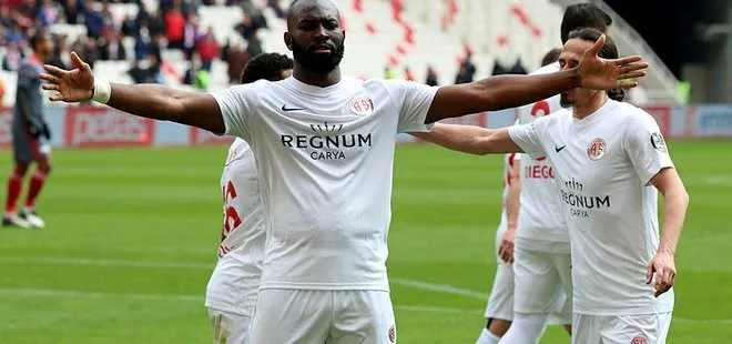 Antalyaspor Yiğido’yu deplasmanda devirdi