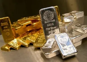 Piyasalarda son durum! Altın ve gümüş tutulamıyor: Rekorların yılı rekorla kapanıyor