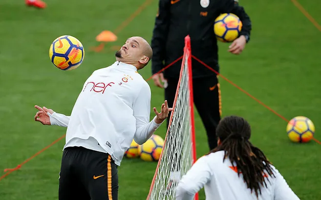 Fatih Terim, Maicon'u derbiye hazırlıyor