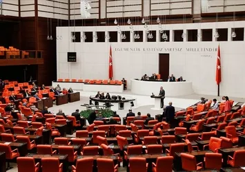 Meclis tatile girmeyecek
