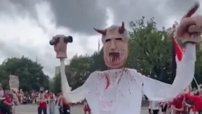 Netanyahu ABD’de protestolar ile karşılandı!