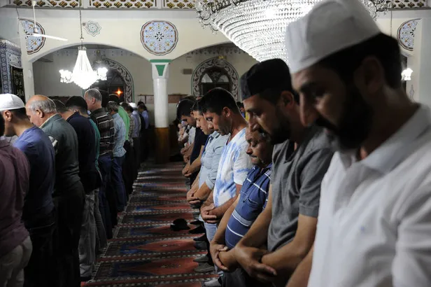 Diyanet'ten önemli hutbe! 21 Mayıs Cuma hutbesi konusu: "Zulüm Cezasız Kalmaz" - 2