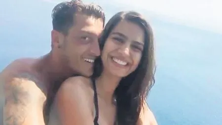 Amine Gülşe ile Mesut Özil'in düğünü şatoda! - 1