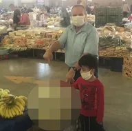 Gören durup fotoğraf çektirdi