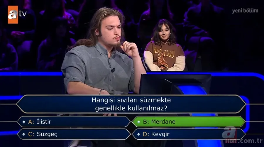 Galatasaray taraftarlarını ekrana kilitleyen anlar! Milyoner'e UEFA Süper Kupası sorusu damga vurdu | Joker kullandı 15