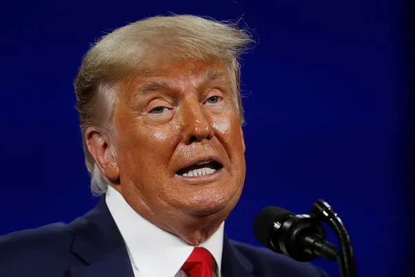 eski-abd-baskani-trump-2024-secimleri-icin-sinyal-verdi-1614561948802.jpg Eski ABD Başkanı Trump 2024 seçimleri için sinyal verdi - 3