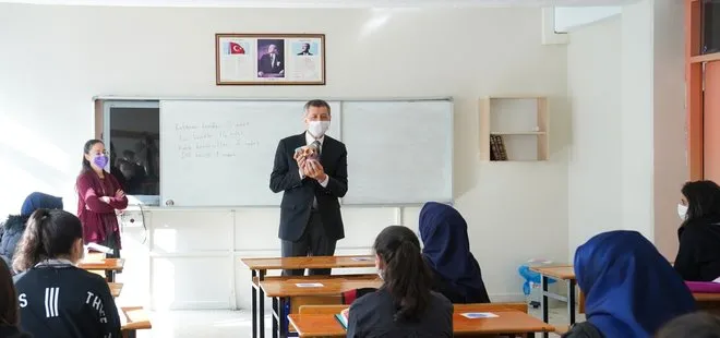 Son dakika: Milli Eğitim Bakanı Ziya Selçuk’tan okullar hakkında önemli açıklama