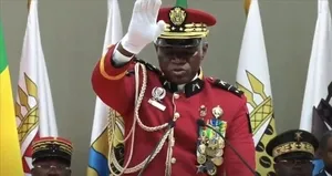 Gabon’da değişim töreni! Cumhurbaşkanı sıfatıyla...