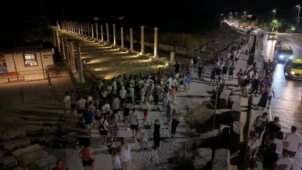 gece-muzeciligi-1-milyonu-asti-yeni-sezon-basladi-1780303135984.jpeg Gece Müzeciliği 1 milyonu aştı! Yeni sezon başladı - 2