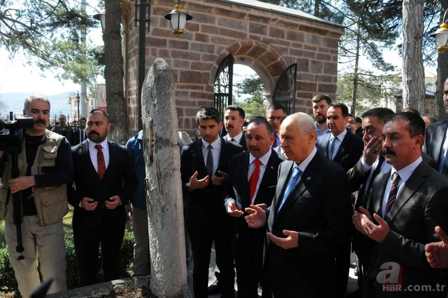 Devlet Bahçeli, Ertuğrul Gazi Türbesi’ni ziyaret etti 24