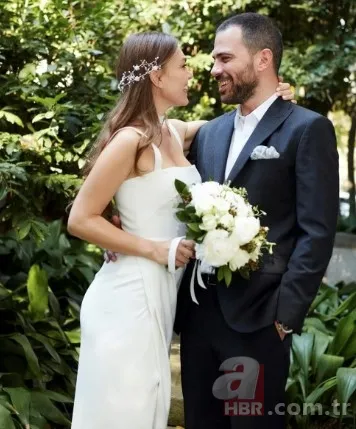 Ev arayışında olan Aslı Enver ve Berkin Gökbudak evlendikten sonra objektiflere ilk kez yakalandı! ‘Hadi biraz beni öv!’ 22