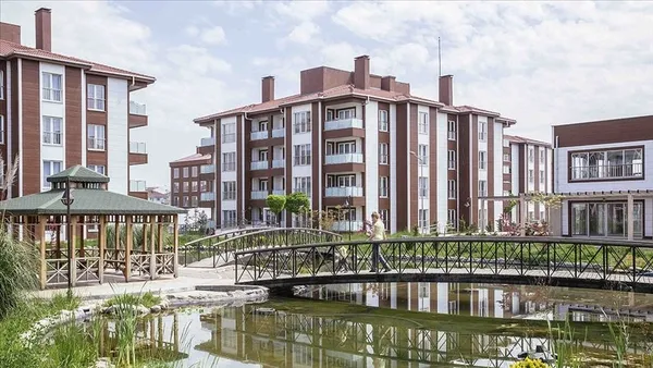 orta-gelirliye-konut-kampanyasinda-faiz-1in-altina-inecek-ilk-kez-ev-alacaklara-bir-mujde-daha-1672725653074.jpg Orta gelirliye konut kampanyasında faiz 1'in altına inecek! İlk kez ev alacaklara bir müjde daha - 3