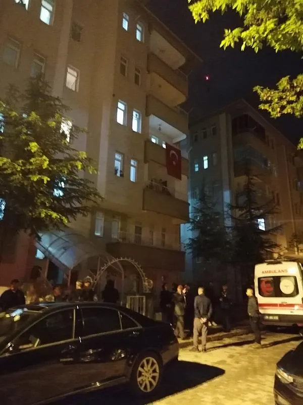 pence-kilit-bolgesinden-aci-haber-bir-asker-sehit-oldu-1714591306648.jpeg Pençe Kilit bölgesinden acı haber! Bir asker şehit oldu - 2