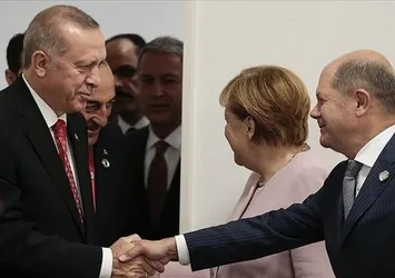 Başkan Erdoğan diplomasisi dillerden düşmüyor! Almanya Başbakanı Olaf Scholz: AB ile Türkiye ilişkilerinin gelişeceğine inanıyorum