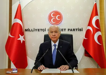 Devlet Bahçeli'nin 'Bölücü kebapçıları' sözüne MHP açıklık getirdi! Sırrı Sakık, Ertuğrul Kürkçü ve Aysel Tuğluk aynı sofrada