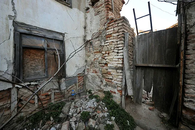 bursada-1-milyon-dolara-satisa-cikarilan-600-yillik-kilise-6-yildir-alici-bulamiyor-1615549960147.jpg Bursa'da 1 milyon dolara satışa çıkarılan 600 yıllık kilise 6 yıldır alıcı bulamıyor - 6
