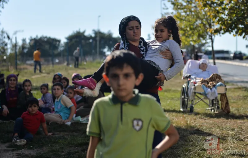 Deprem nedeniyle İstanbullular parklara akın etti 11