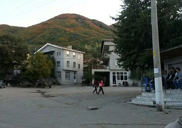 Simav’da 3 ev karantinaya alındı