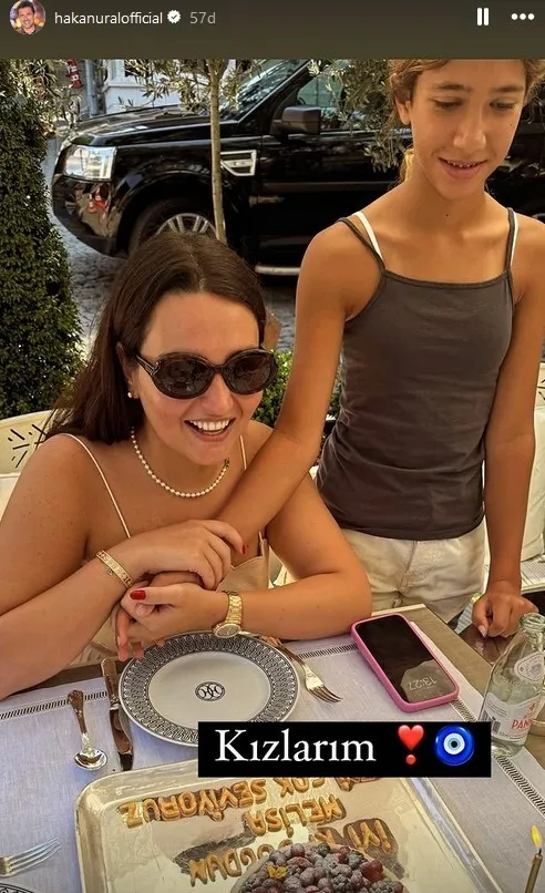 hakan-ural-ile-sibel-canin-kizi-melisa-guzelligiyle-ilgi-odagi-oldu-son-hali-dikkat-cekti-megerse-annesi-1724654803780.jpg Hakan Ural'ın kızları