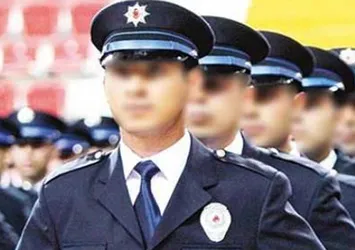 Bin 82 emniyet personelinin rütbeleri alındı