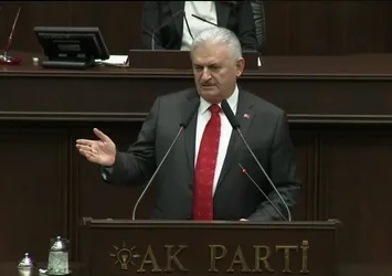 Başbakan Yıldırım: CHP, terör örgütlerinin kayığına binmiş vaziyette